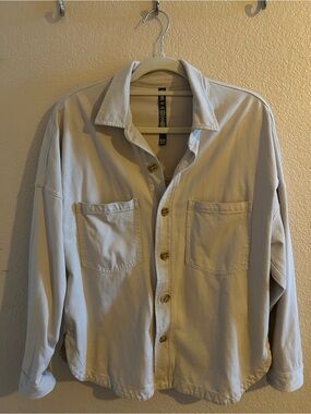 Vuori womens Button-Up Shirt Jacket in Light Beige